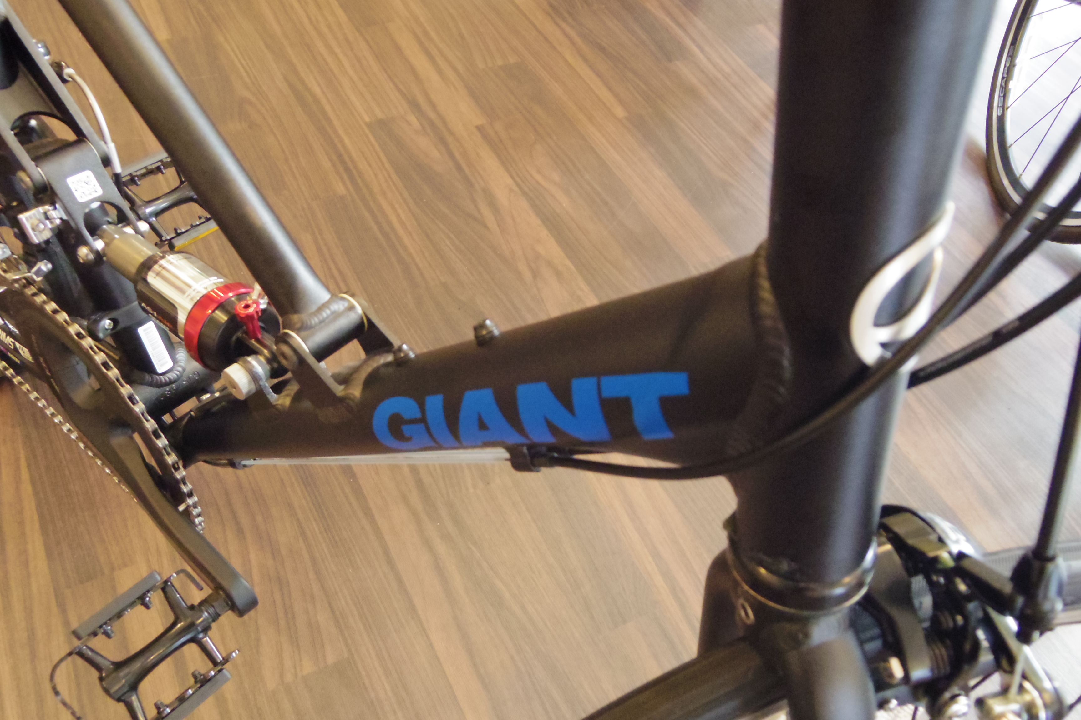 名作のフォールディングロードバイク GIANT MR4 R – bikeport