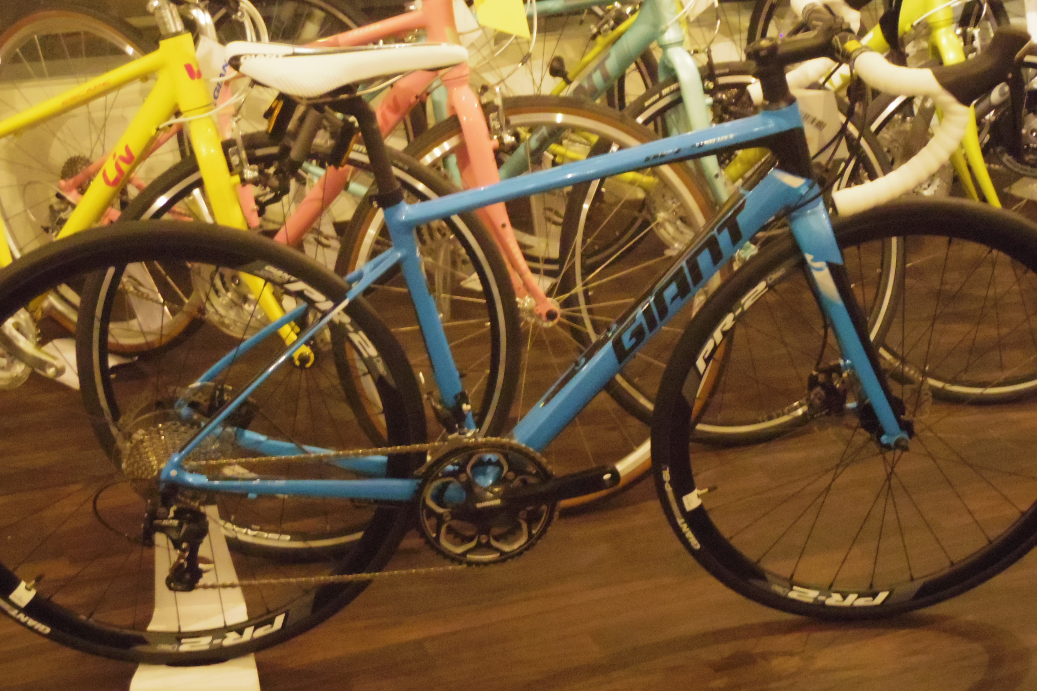 流行を先取り☆ディスクロード、GIANT DEFY１ DISC!!（ジャイアント