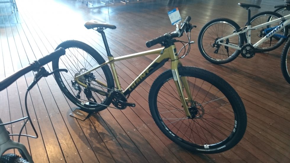 giant toughroad slr 2017