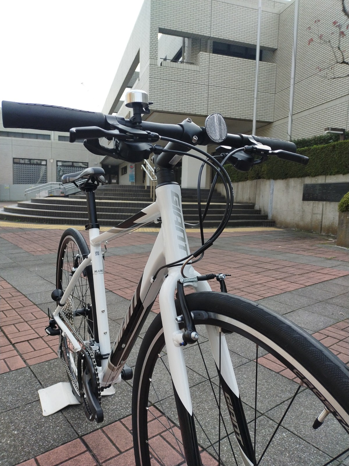 最軽量 クロスバイク GIANT CROSTAR クロスター ¥56,000(税抜) | 横浜