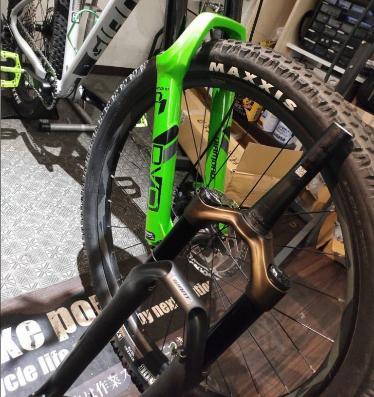 DVO DIAMOND D1 29er 160㎜ Boost 110×15 ブラウン - 自転車、サイクリング