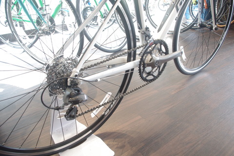 展示在庫車情報」GIANT DEFY 4 2015モデル XSサイズ（ジャイアント デファイ4）神奈川県藤沢市辻堂  湘南エリアのスポーツバイク販売店bikeport – bikeport